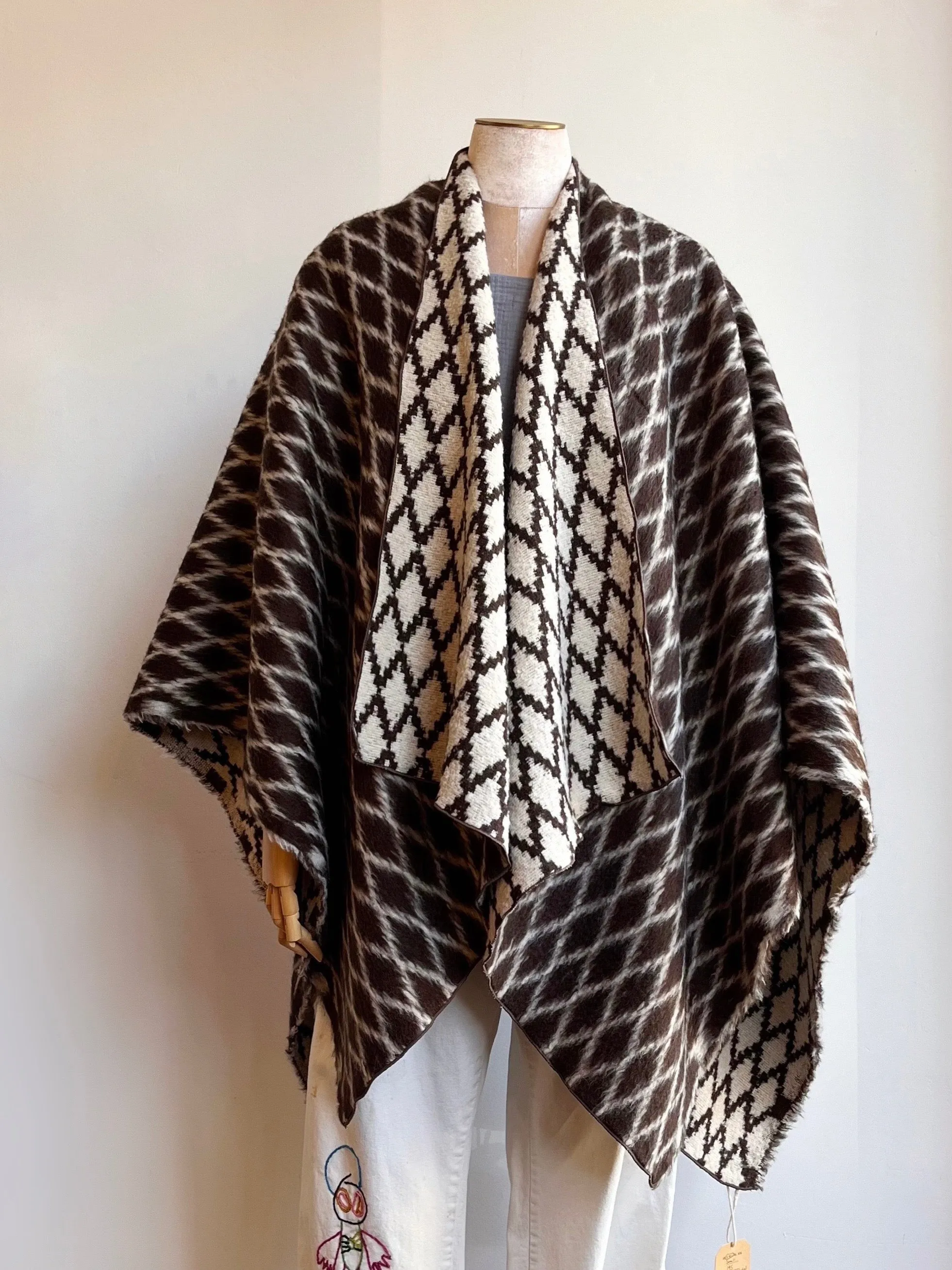 Diamond Pattern Zero-Waste Reversible Cape