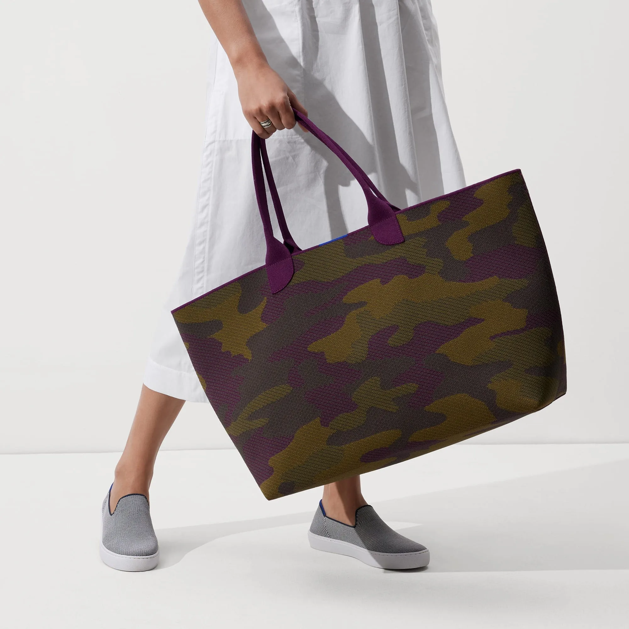 The Lightweight Mega Tote - Legacy Camo